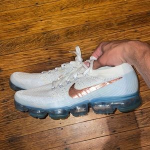 NIKE VAPORMAX